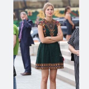 NWT Valentino moracon embroidery lace dress